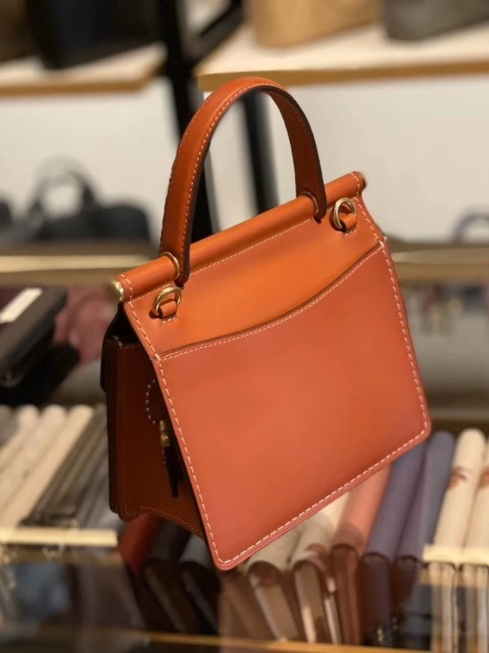 Coach Willis 18 Top-Handle Satchel Orange - Picture 3 of 7